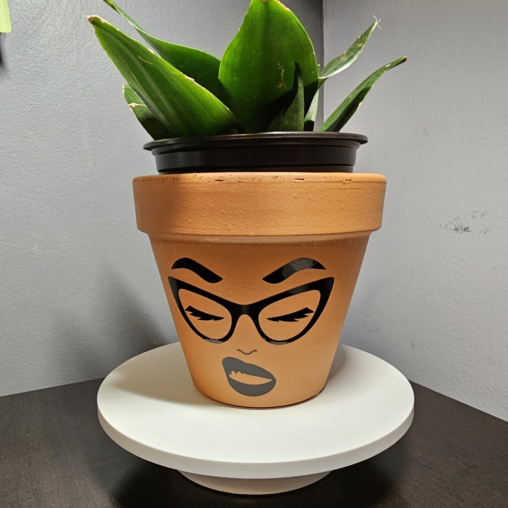 Flower Pot - Picture 2 of 3